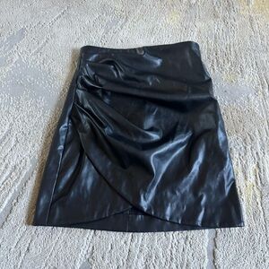 Zara faux leather mini skirt XS